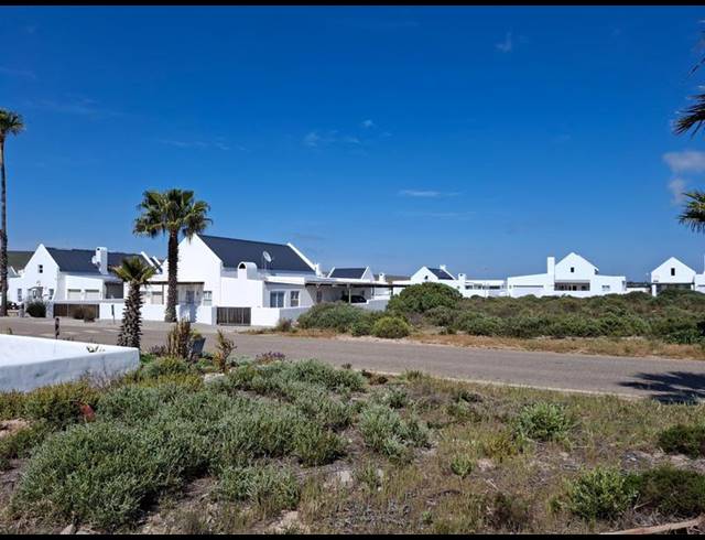 LAND FOR SALE IN LAMPIESBAAI